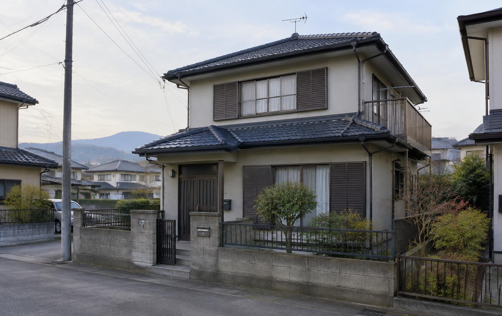 下野市周辺の落ち着いた住宅街に建つ一戸建て